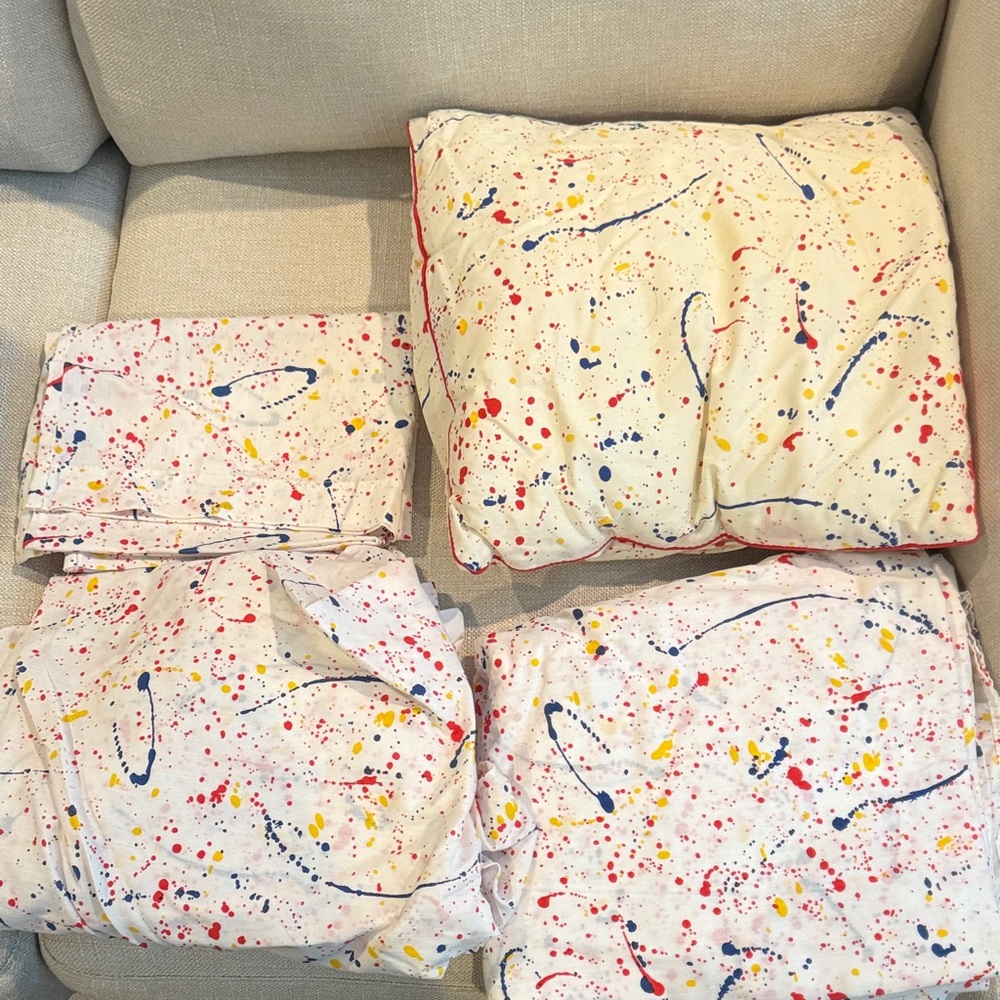 Paint Splatter Bedding Set - White with Red, Blue & Yellowing